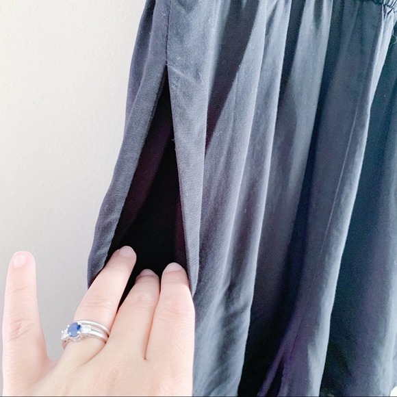 SEEK‎ The Label • Black Sleeveless Short Romper, Plunge Neckline, Size XS - Picture 12 of 14